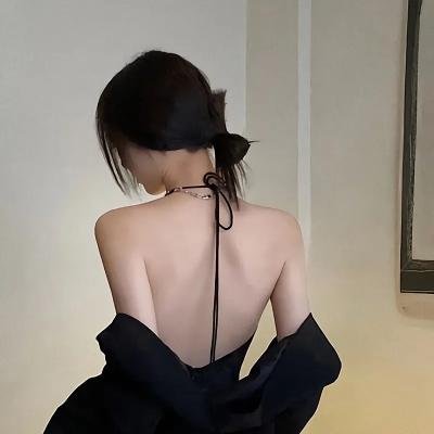 家有蛇仙美貌妻