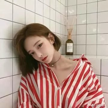 她和她的她